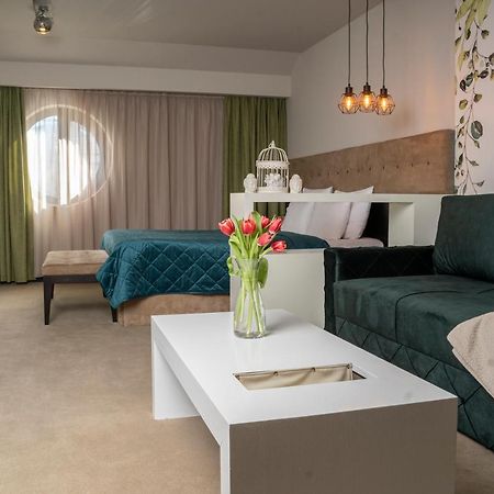 Akacija Luxury Suites Beograd Ngoại thất bức ảnh