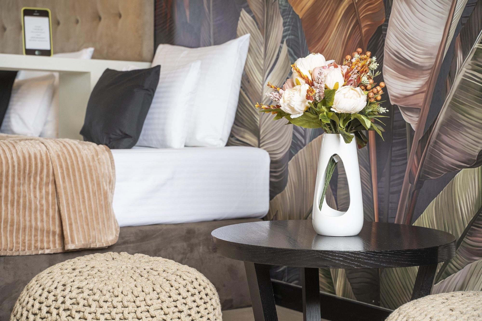 Akacija Luxury Suites Beograd Ngoại thất bức ảnh