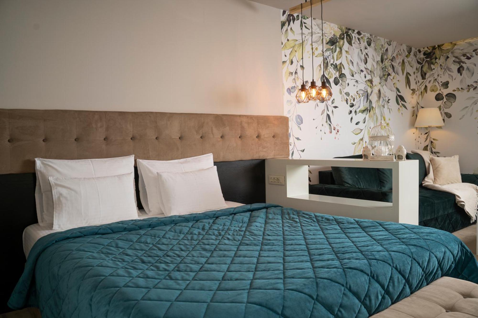 Akacija Luxury Suites Beograd Phòng bức ảnh