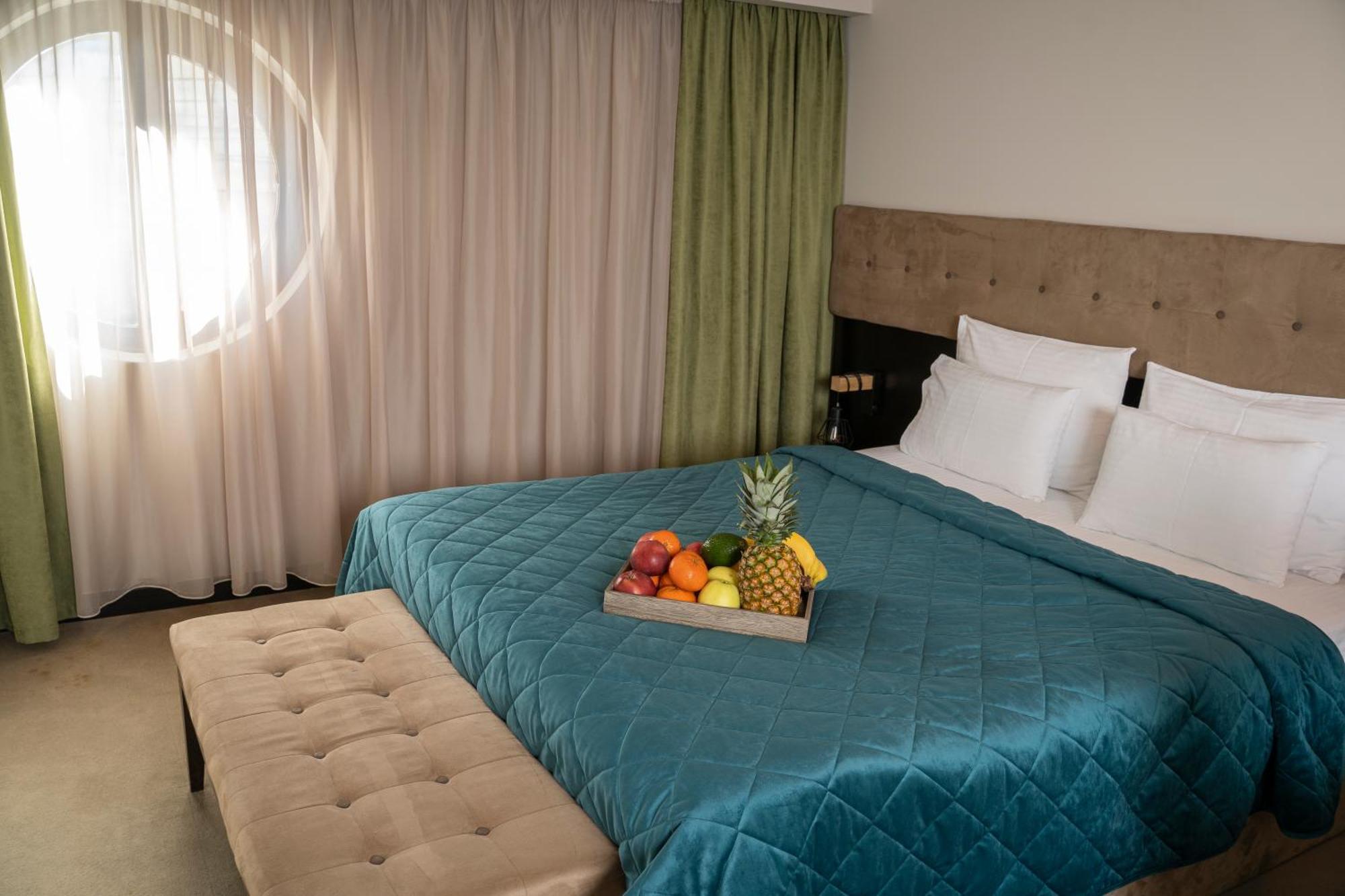 Akacija Luxury Suites Beograd Phòng bức ảnh